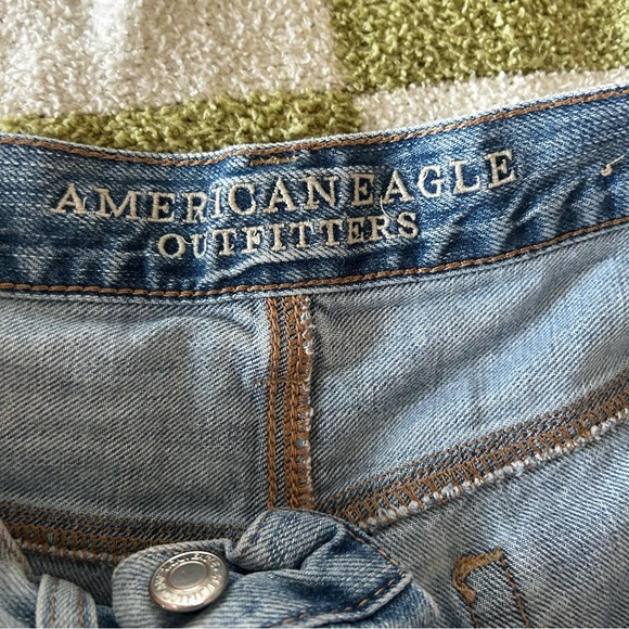 American Eagle shorts - Picture 2 of 3